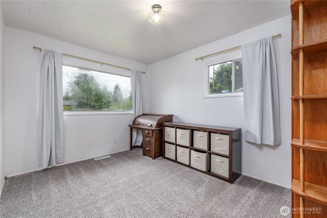 8718 Hipkins Road SW, Lakewood, WA 98498