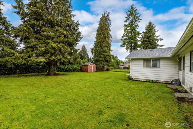 8718 Hipkins Road SW, Lakewood, WA 98498