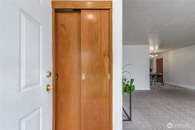 8718 Hipkins Road SW, Lakewood, WA 98498