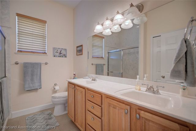 12 Diamond Bay Drive, Lake Placid, FL 33852