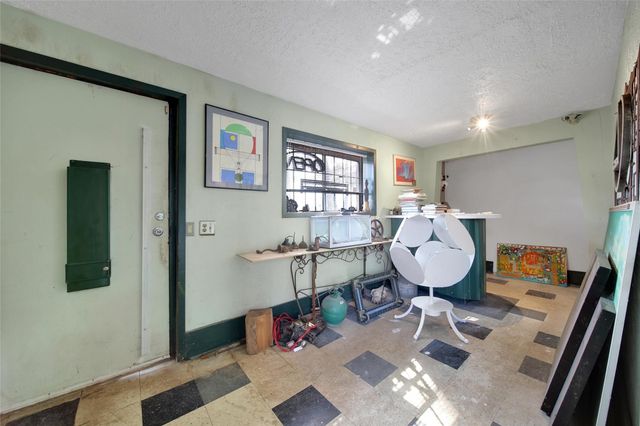 4230 Creekmont Drive, Houston, TX 77091