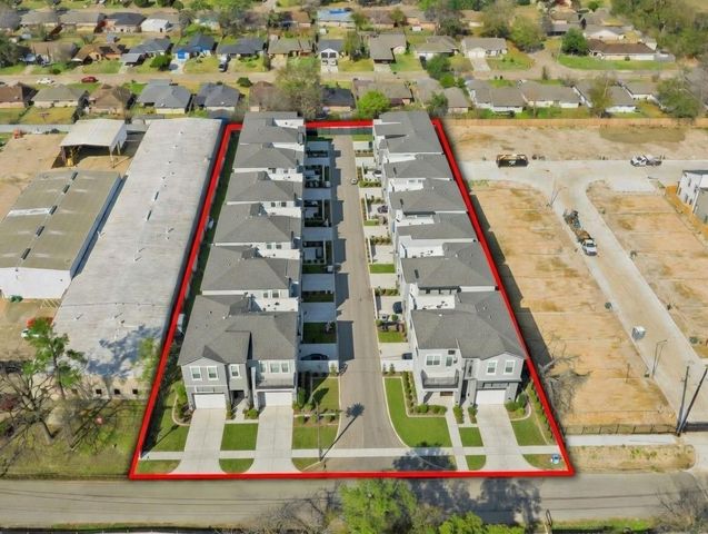 4230 Creekmont Drive, Houston, TX 77091