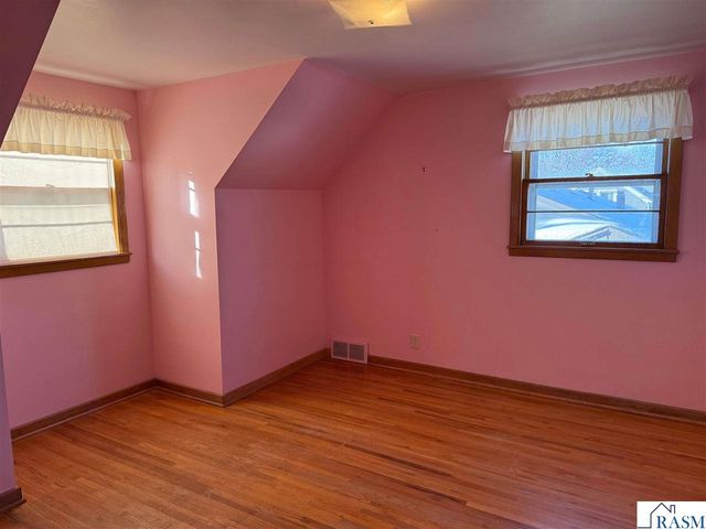 16 Bruce Court, Mankato, MN 56001