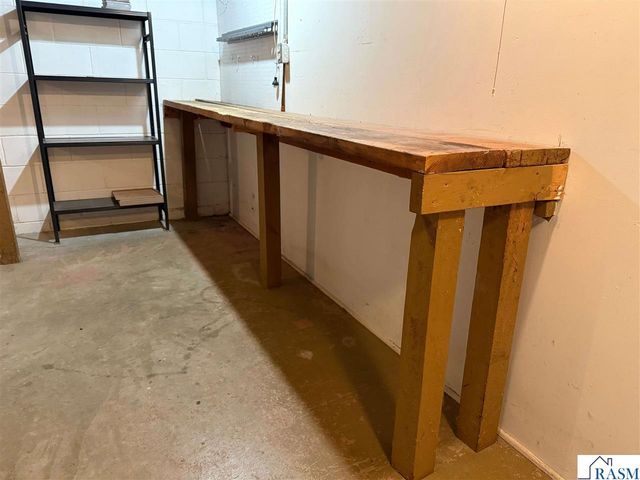 16 Bruce Court, Mankato, MN 56001