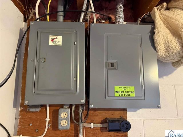 16 Bruce Court, Mankato, MN 56001