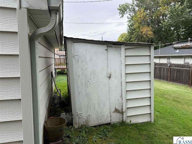 16 Bruce Court, Mankato, MN 56001