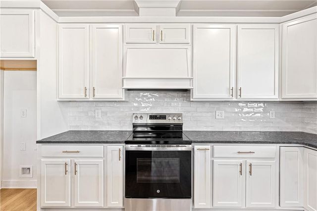 33 Hometown Court, Jefferson, GA 30549