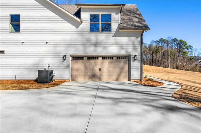 33 Hometown Court, Jefferson, GA 30549