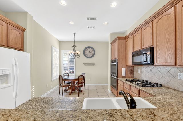 11316 Southerland Drive, Denton, TX 76207