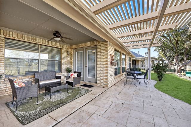 11316 Southerland Drive, Denton, TX 76207