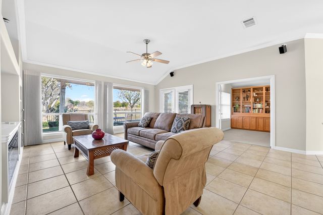 11316 Southerland Drive, Denton, TX 76207