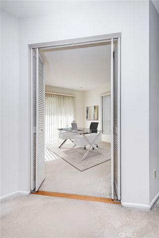 225 N Rose Street 307, Burbank, CA 91505