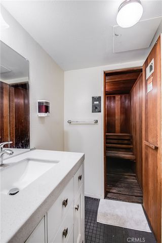 225 N Rose Street 307, Burbank, CA 91505