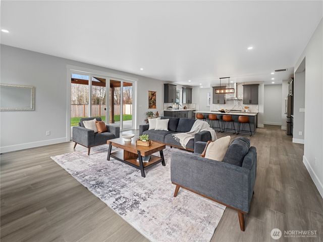 123 S McNeely Street, Buckley, WA 98321