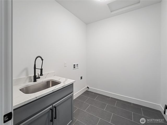 123 S McNeely Street, Buckley, WA 98321