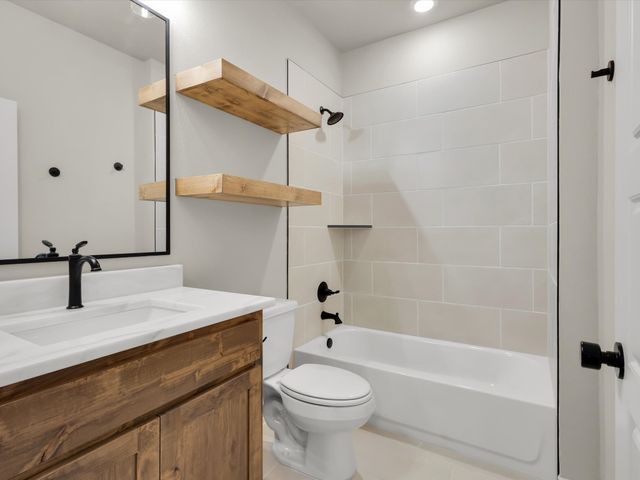612 Jameson, Springtown, TX 76082