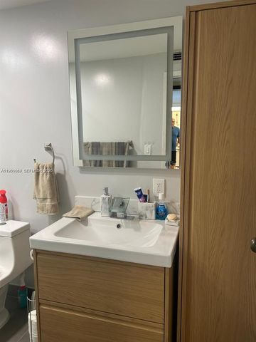 2840 Somerset Drive 400M, Lauderdale Lakes, FL 33311