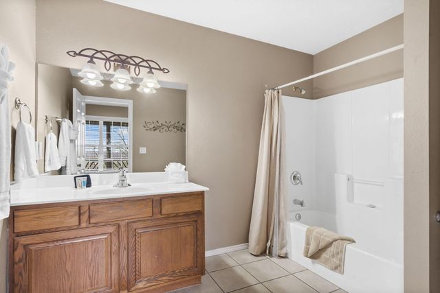 10 Greenview Drive, Kimberling City, MO 65686