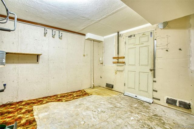 1640 Juniper Street, Longmont, CO 80501