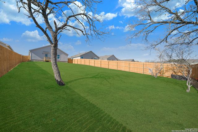 5510 Basil Chase, St Hedwig, TX 78152
