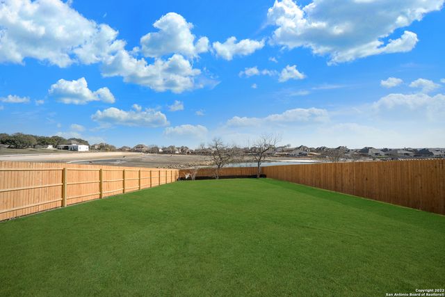 5510 Basil Chase, St Hedwig, TX 78152