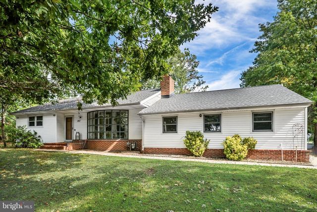 343 HARTFORD RD, Mount Laurel, NJ 08054