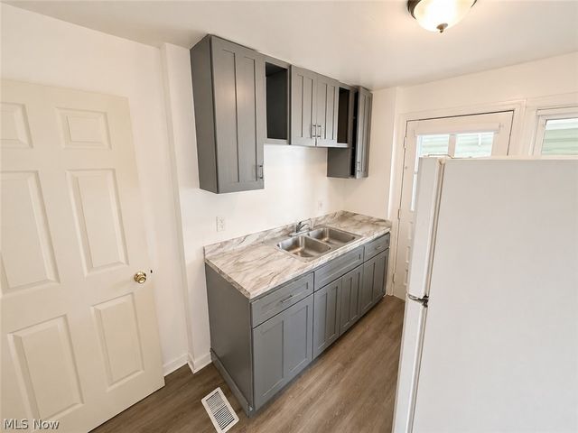 25161 Euclid Avenue, Euclid, OH 44117