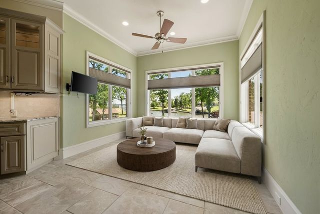 5581 Nancy Circle, Chandler, TX 75758