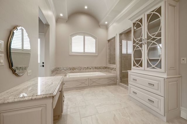 5581 Nancy Circle, Chandler, TX 75758