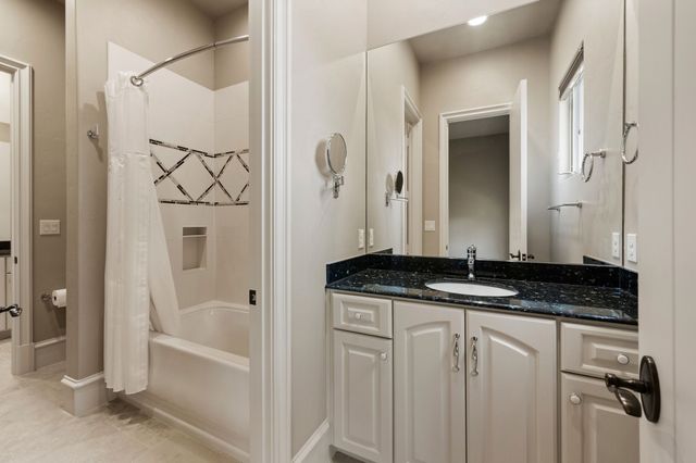 5581 Nancy Circle, Chandler, TX 75758