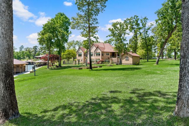 5581 Nancy Circle, Chandler, TX 75758