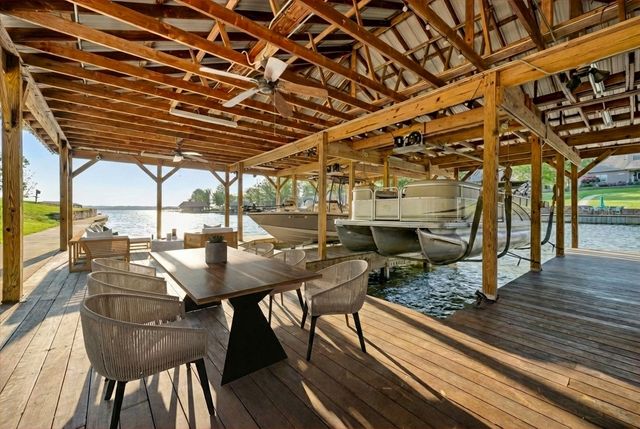 5581 Nancy Circle, Chandler, TX 75758