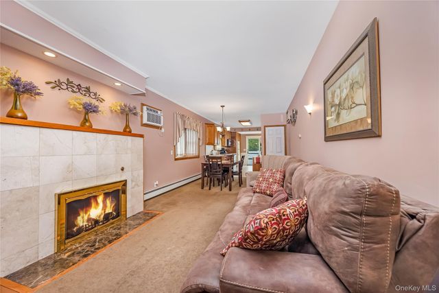 219 Oakview Avenue, Oceanside, NY 11572