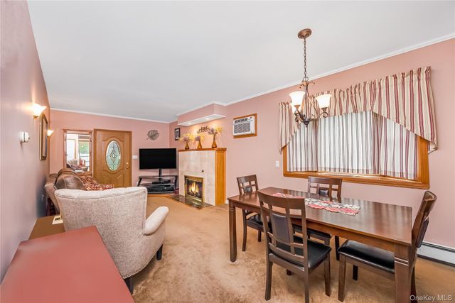 219 Oakview Avenue, Oceanside, NY 11572