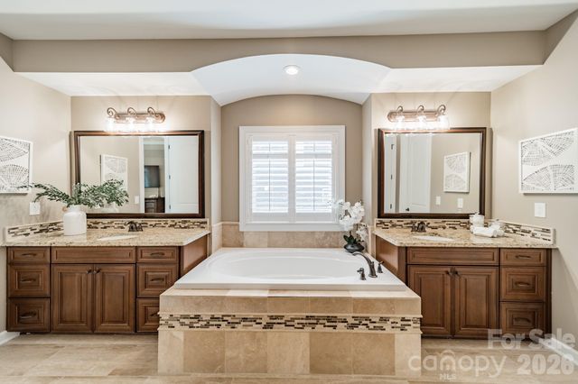 302 Tallow Tree Court, Waxhaw, NC 28173