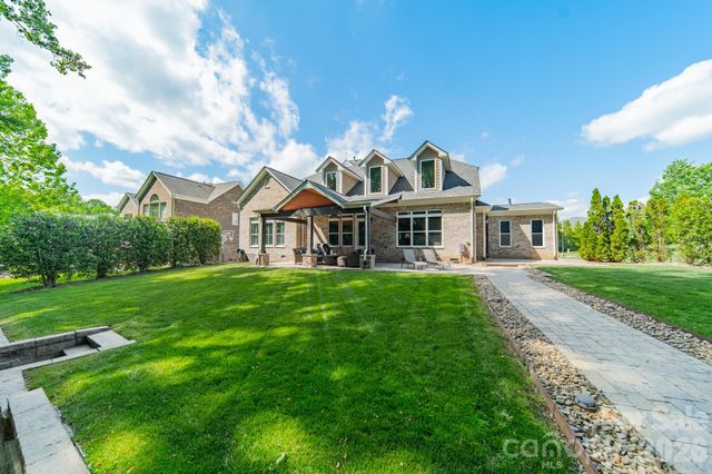 302 Tallow Tree Court, Waxhaw, NC 28173