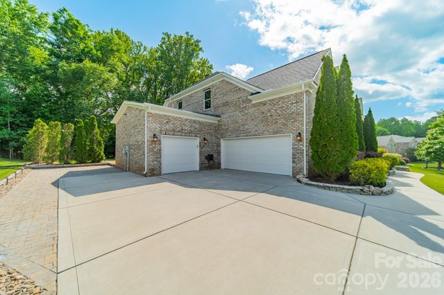 302 Tallow Tree Court, Waxhaw, NC 28173