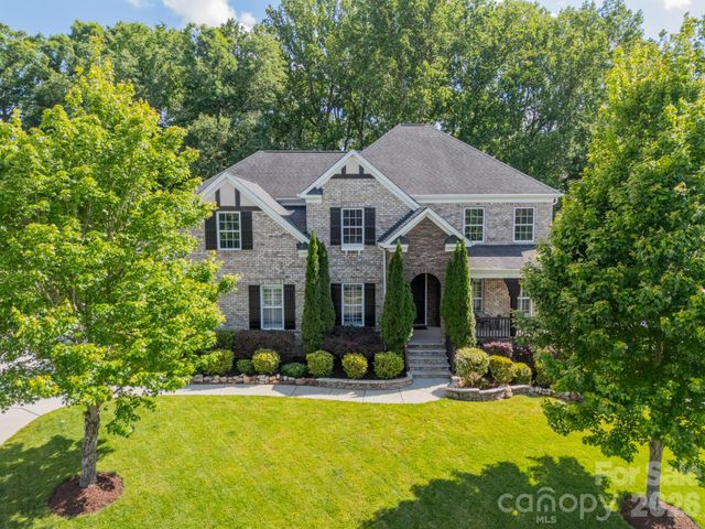 302 Tallow Tree Court, Waxhaw, NC 28173