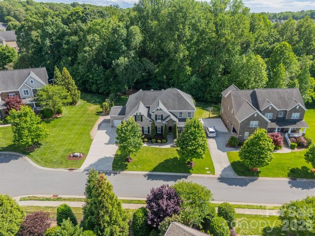 302 Tallow Tree Court, Waxhaw, NC 28173