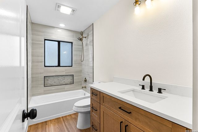 16923 Hidden Timber Wood, San Antonio, TX 78248