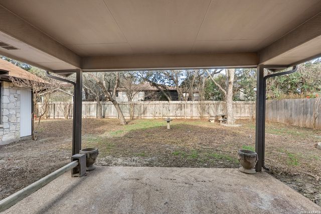 16923 Hidden Timber Wood, San Antonio, TX 78248