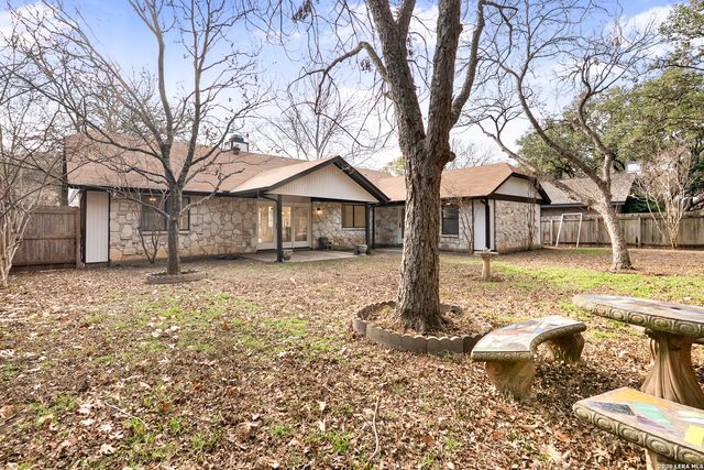 16923 Hidden Timber Wood, San Antonio, TX 78248
