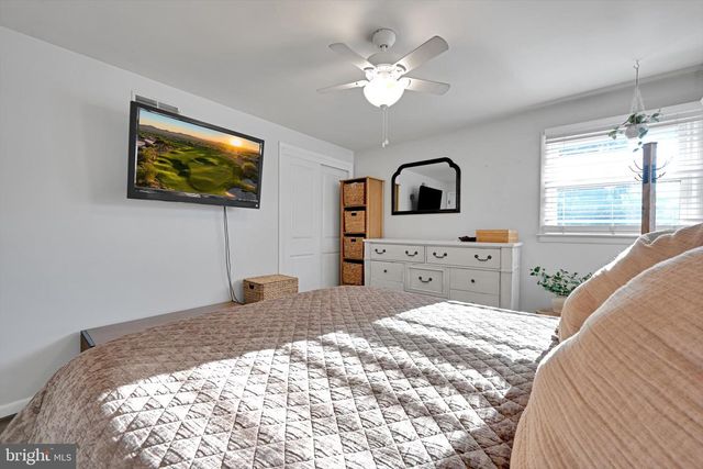 2800 HIALEAH CT, York, PA 17408