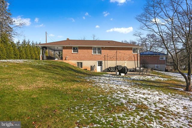 2800 HIALEAH CT, York, PA 17408