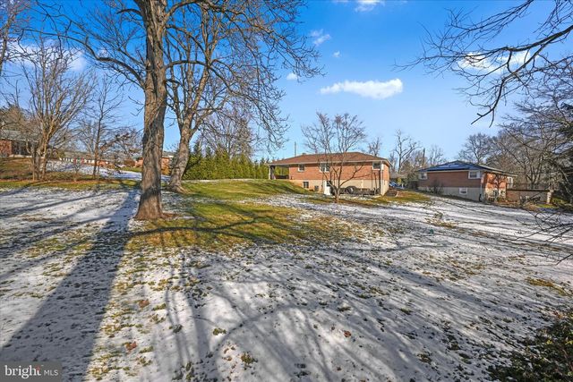 2800 HIALEAH CT, York, PA 17408