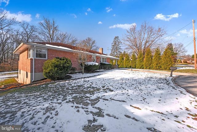 2800 HIALEAH CT, York, PA 17408