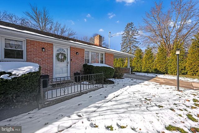 2800 HIALEAH CT, York, PA 17408