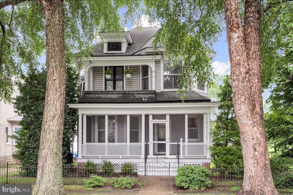 202 JEFFERSON ST, Delaware City, DE 19706