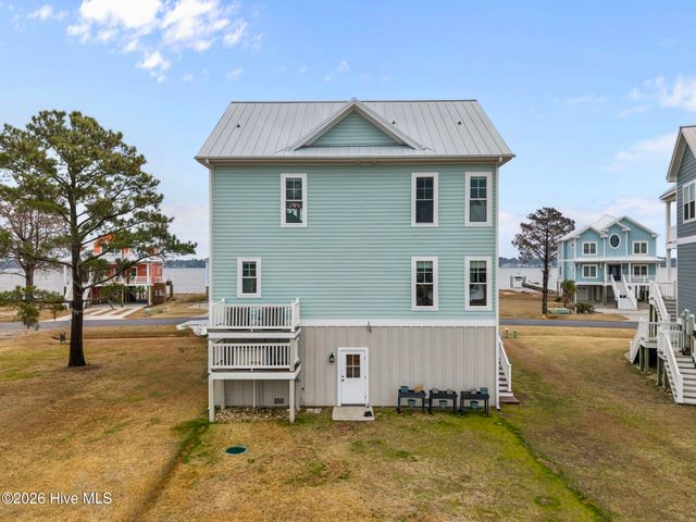 290 Whichard Lane, Chocowinity, NC 27817