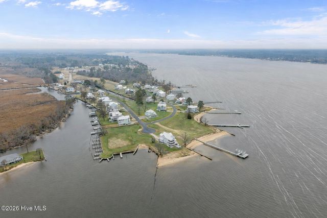 290 Whichard Lane, Chocowinity, NC 27817